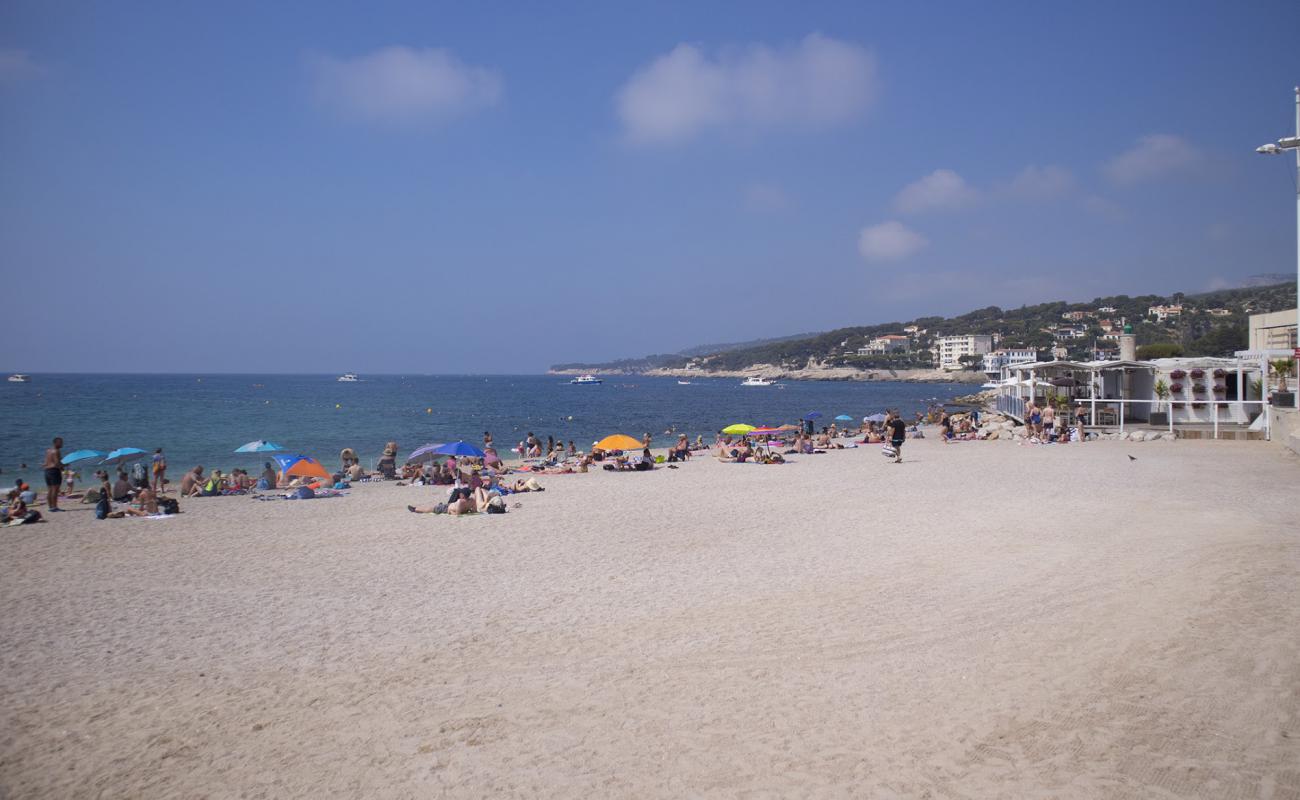 Foto de Plage de la Grande Mer con arena brillante superficie