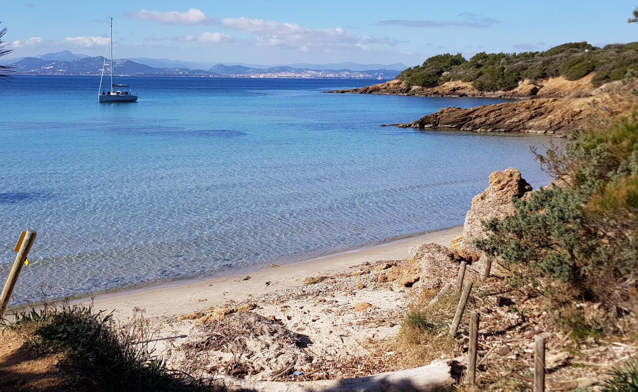 Foto de Plage du Lequin con arena brillante superficie