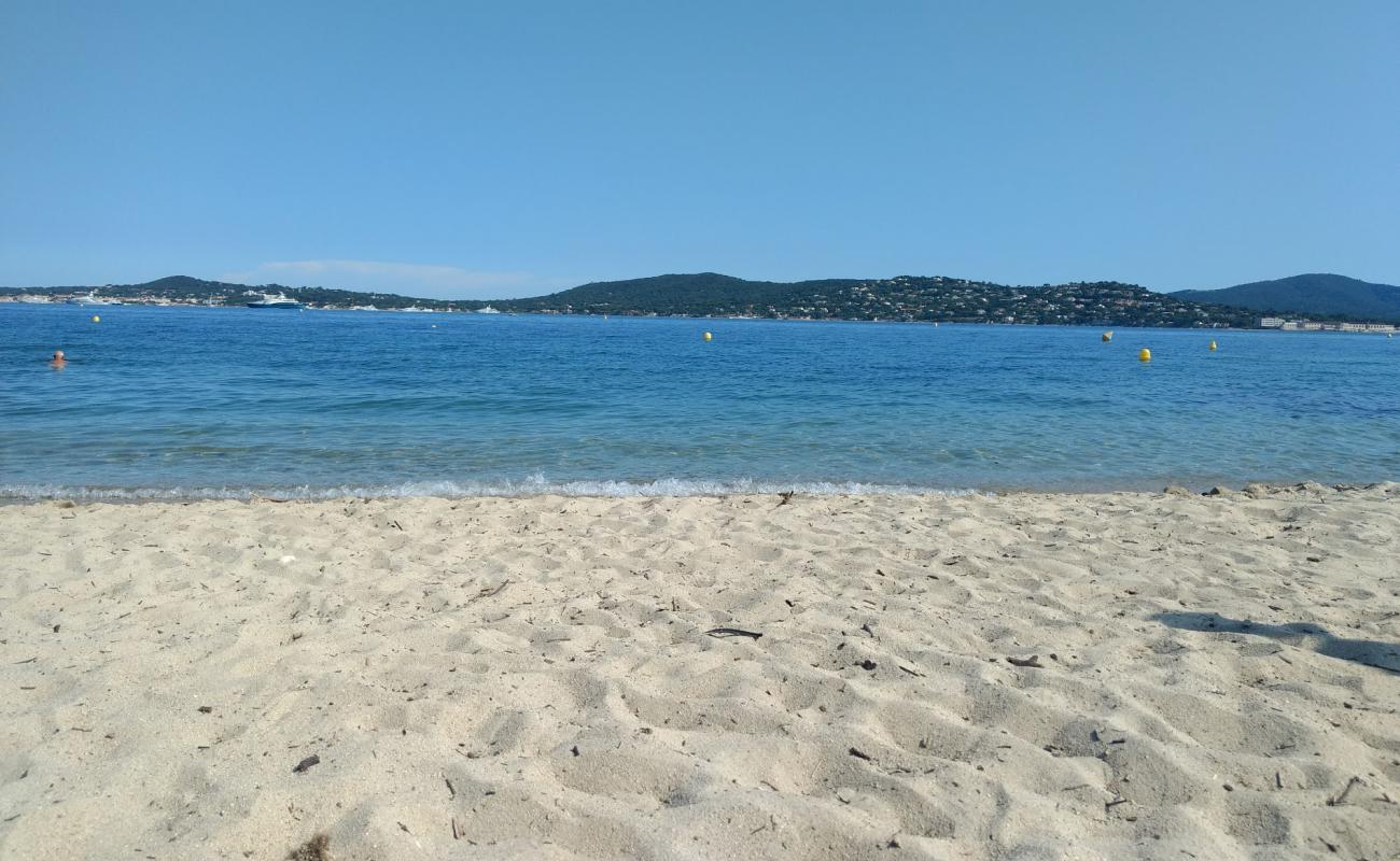 Foto de Plage du Gros Pin con arena brillante superficie