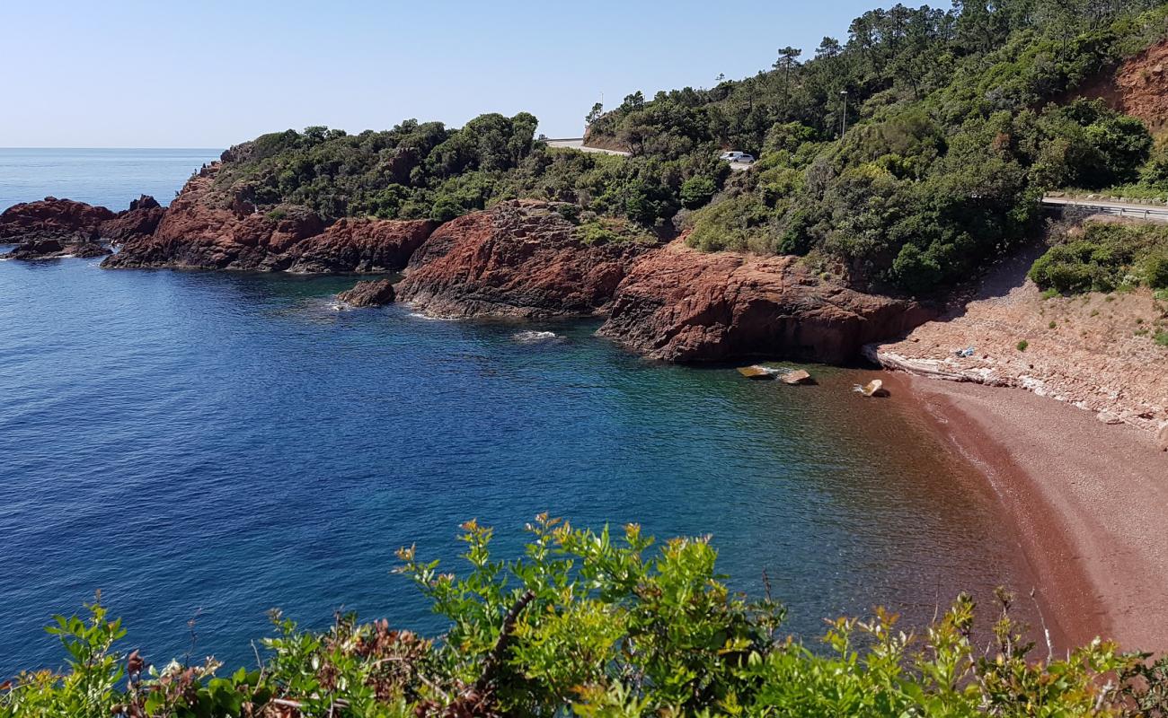 Foto de Plage de la Pointe Notre Dame con guijarro oscuro superficie