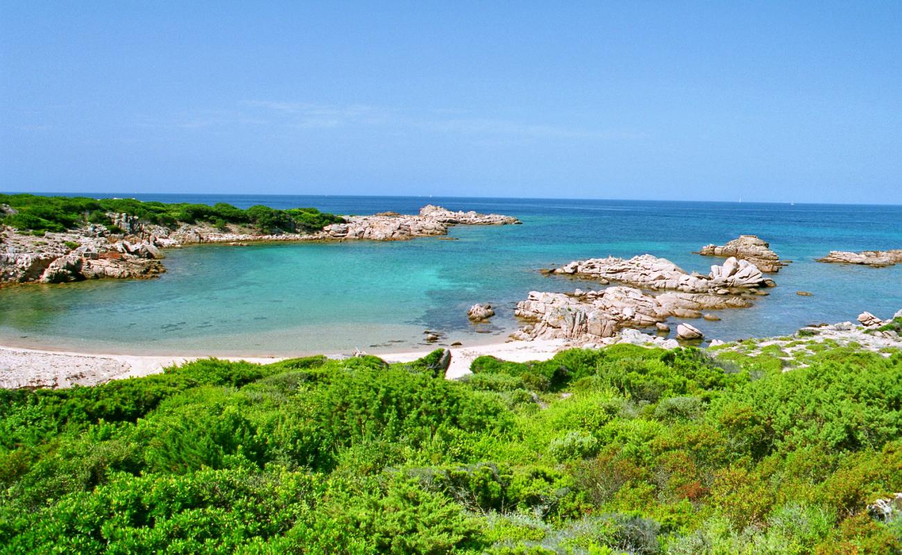 Foto de Plage Hugo con arena brillante superficie