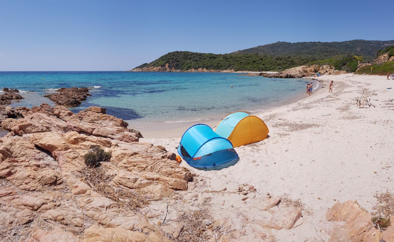 Foto de Stagnoli beach con arena brillante superficie