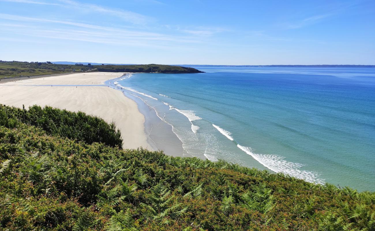 Foto de Plage de Trez-Bellec con arena gris superficie