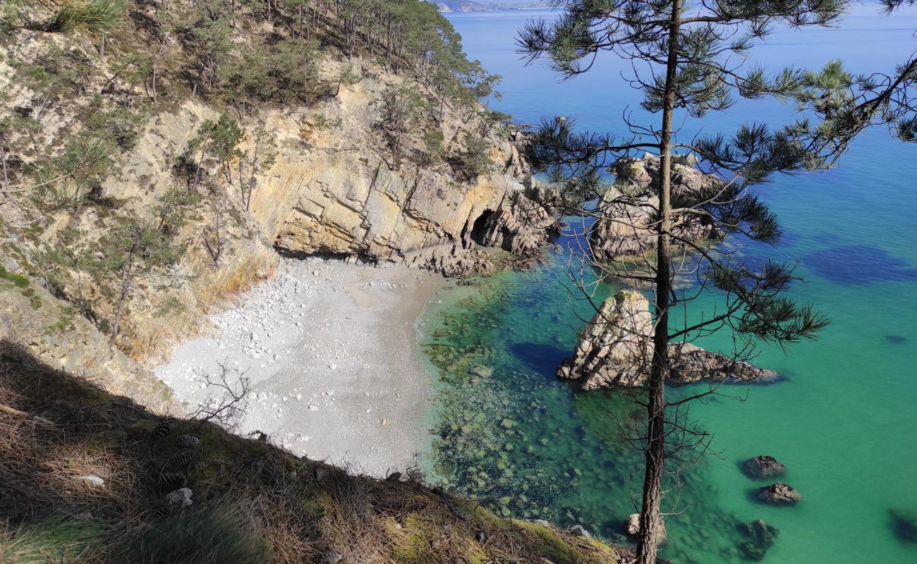 Foto de Plage du Bois du Kador con guijarro ligero superficie