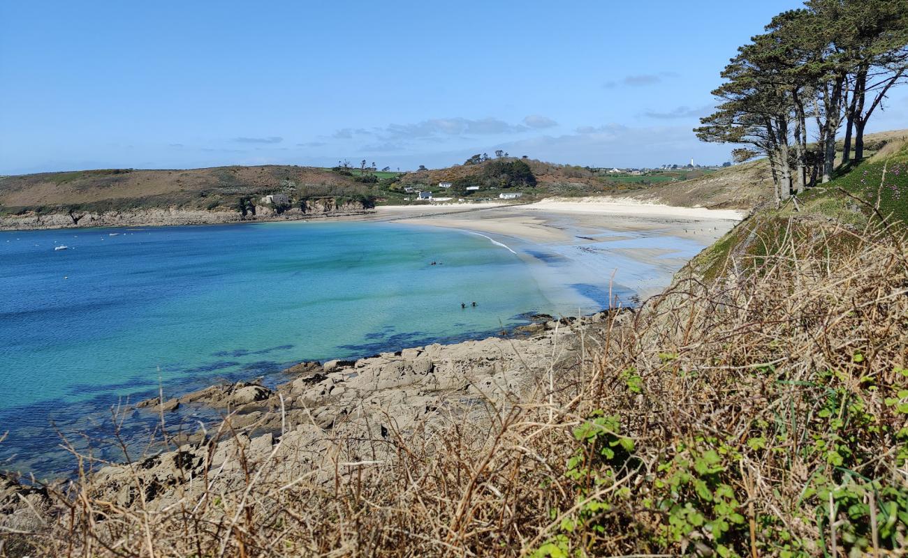 Foto de Plage de Kerhornou con arena brillante superficie