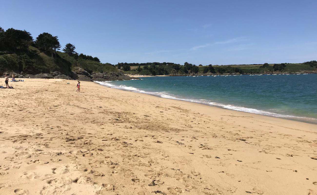 Foto de Plage de la Touesse con arena brillante superficie