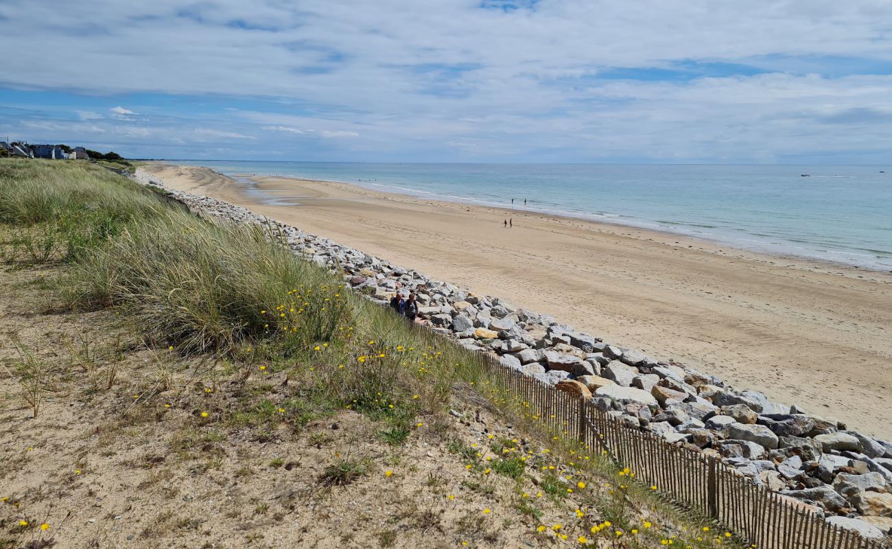 Foto de Plage de Barneville con arena brillante superficie