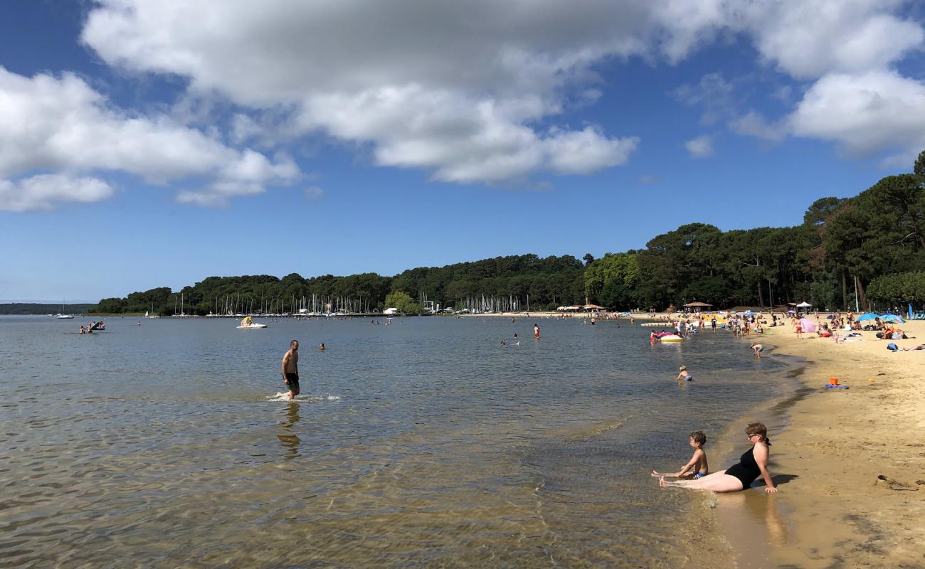 Foto de Plage de Cazaux-Lac con arena brillante superficie