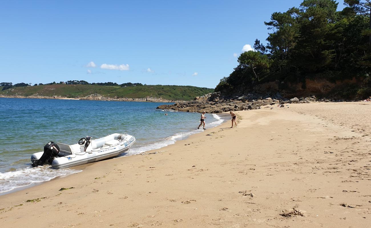 Foto de Plage de Kirio con arena brillante superficie