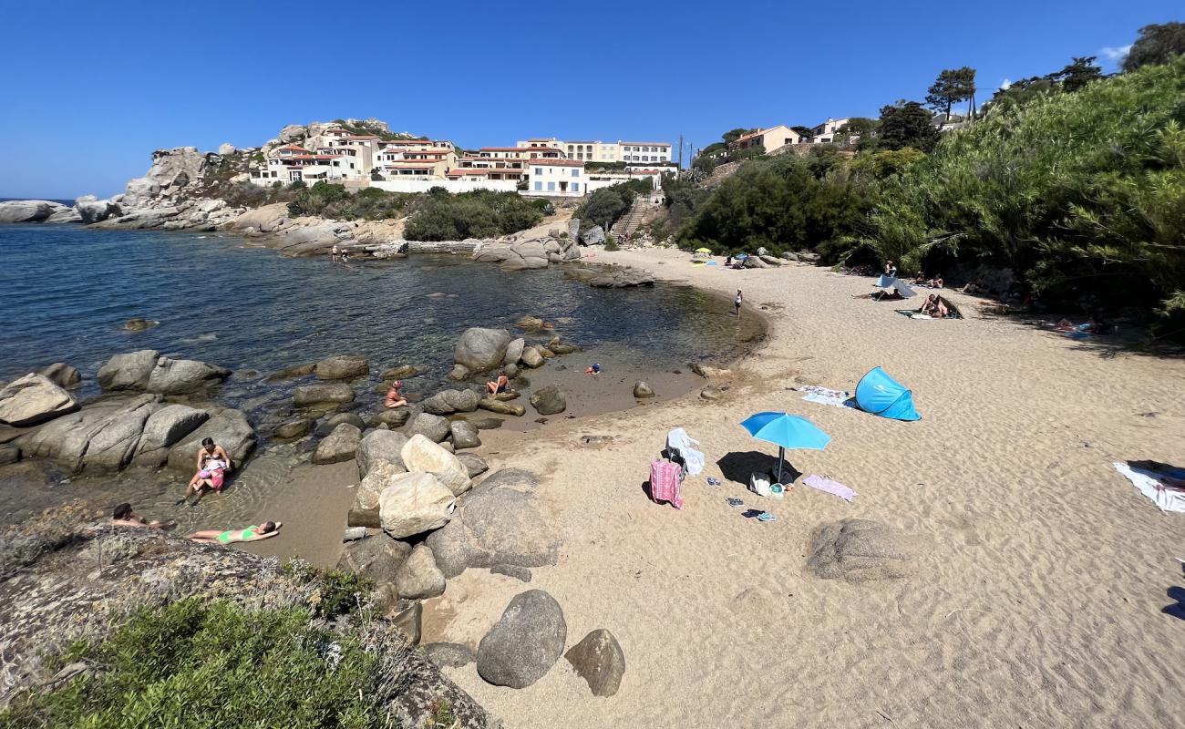 Foto de Plage du Roncu con arena brillante superficie