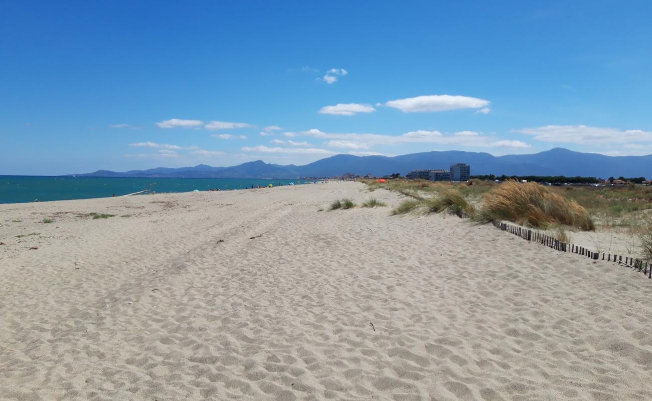 Foto de Plage Nord, Saint Cyprien con arena brillante superficie