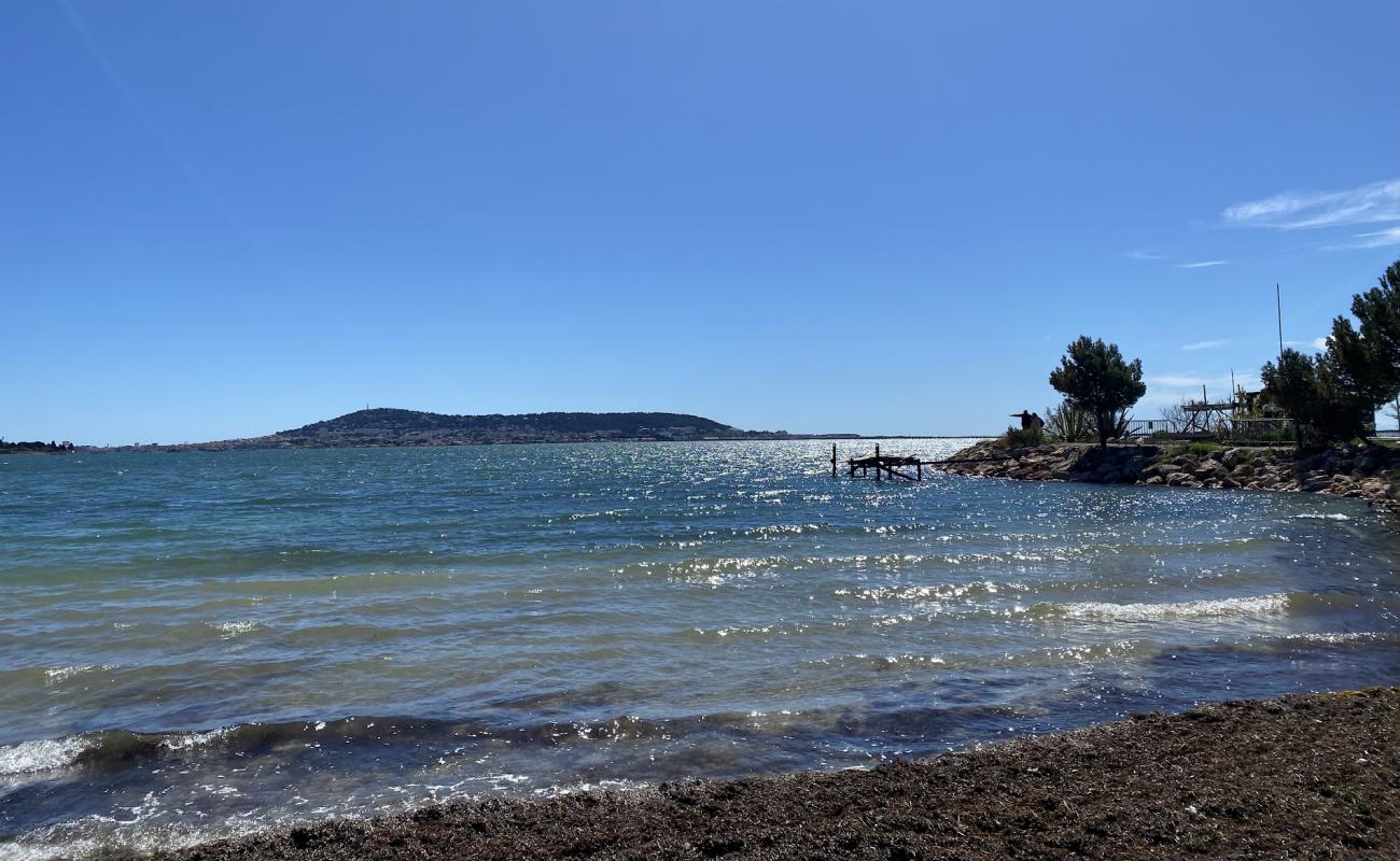 Foto de Plage de la Pyramide con arena brillante superficie