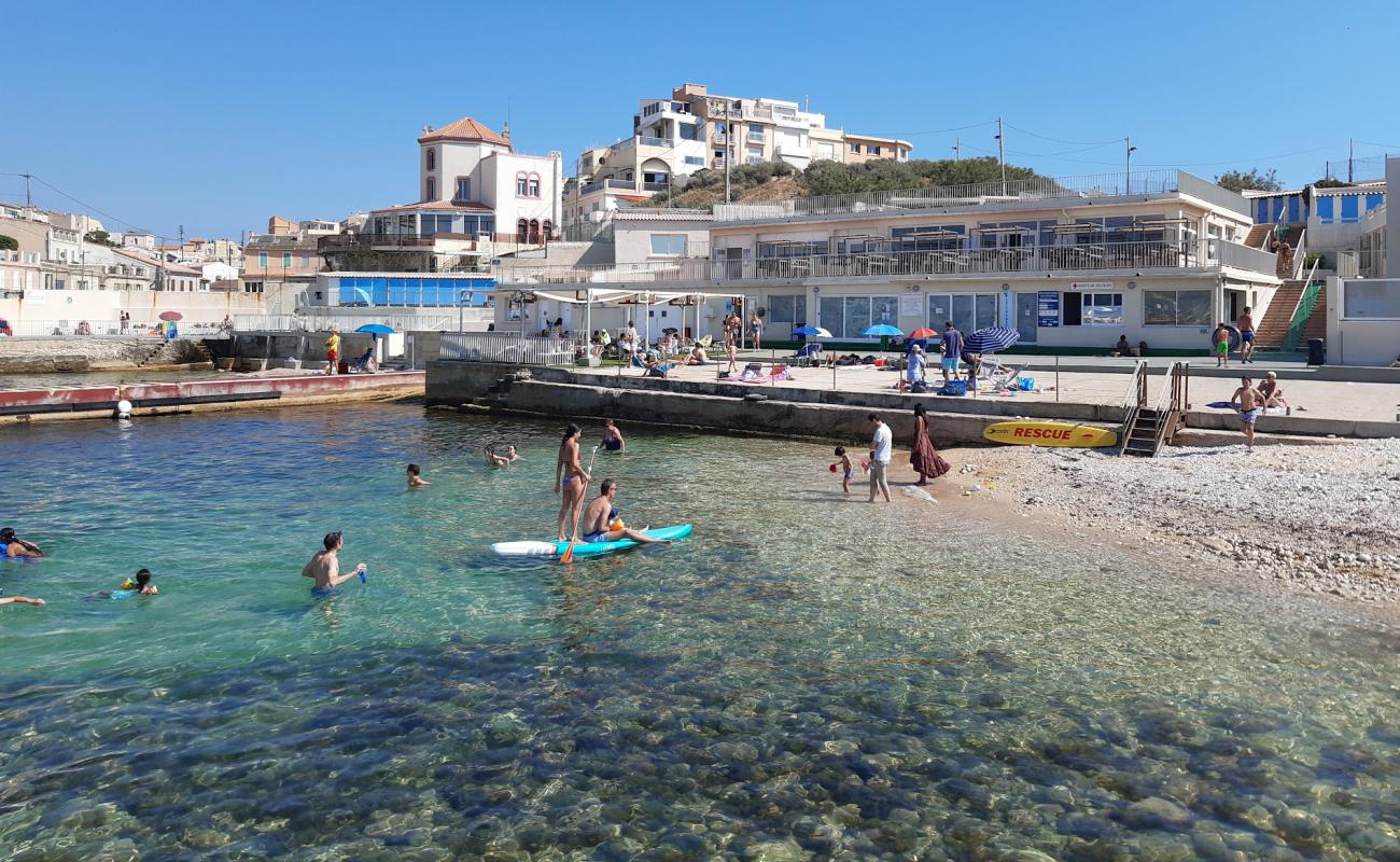 Foto de Les Bains Militaires Plage con guijarro gris superficie