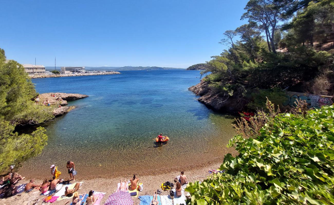 Foto de Plage Le Parc du Mugel con guijarro fino gris superficie