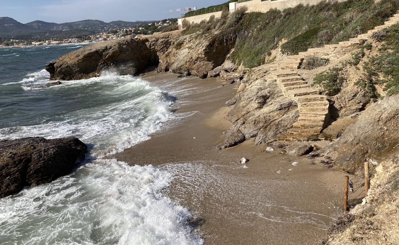 Foto de Plage Antoine Baptiste con arena brillante superficie