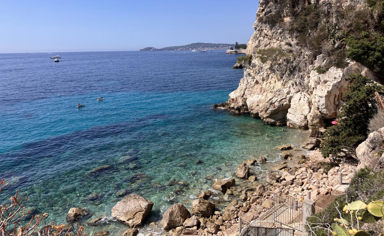 Foto de Plage des Pissarelles con piedra superficie