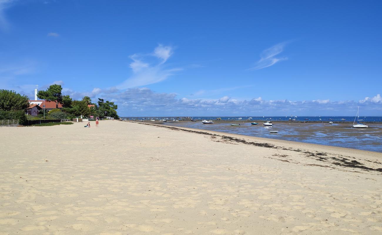 Foto de Plage du Centre con arena brillante superficie