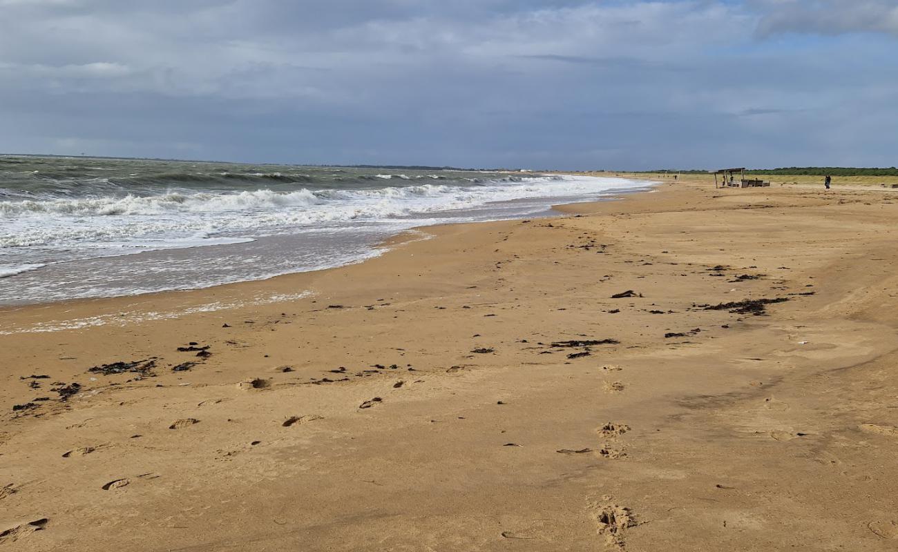 Foto de Plage de la Barrique con arena brillante superficie