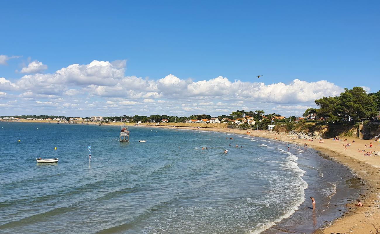 Foto de Plage du Cormier con arena brillante superficie