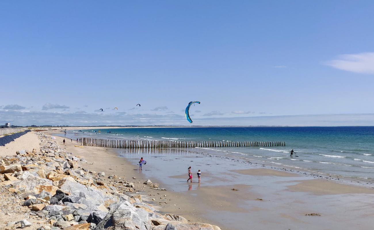 Foto de Rue de la Grande Plage con arena brillante superficie