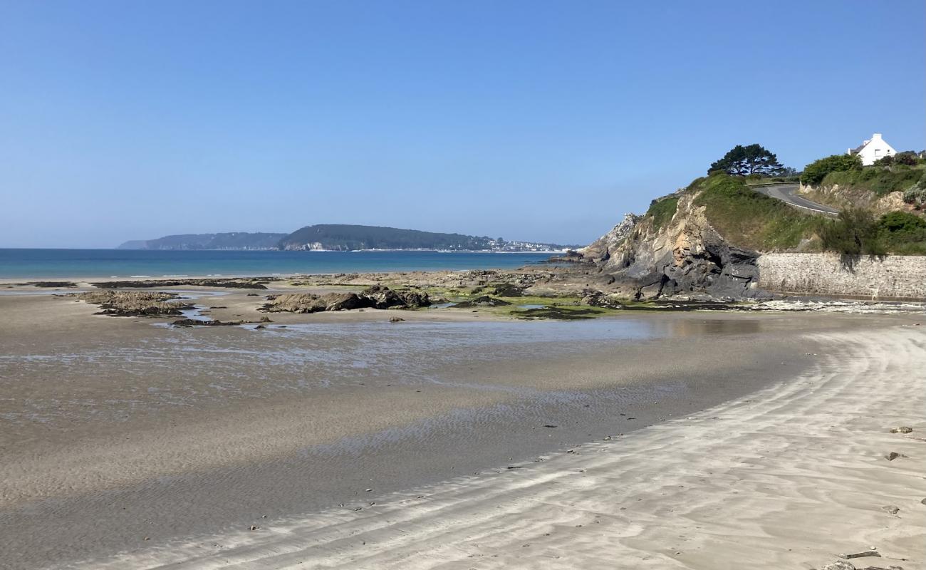 Foto de Plage de Postolonnec con arena brillante superficie