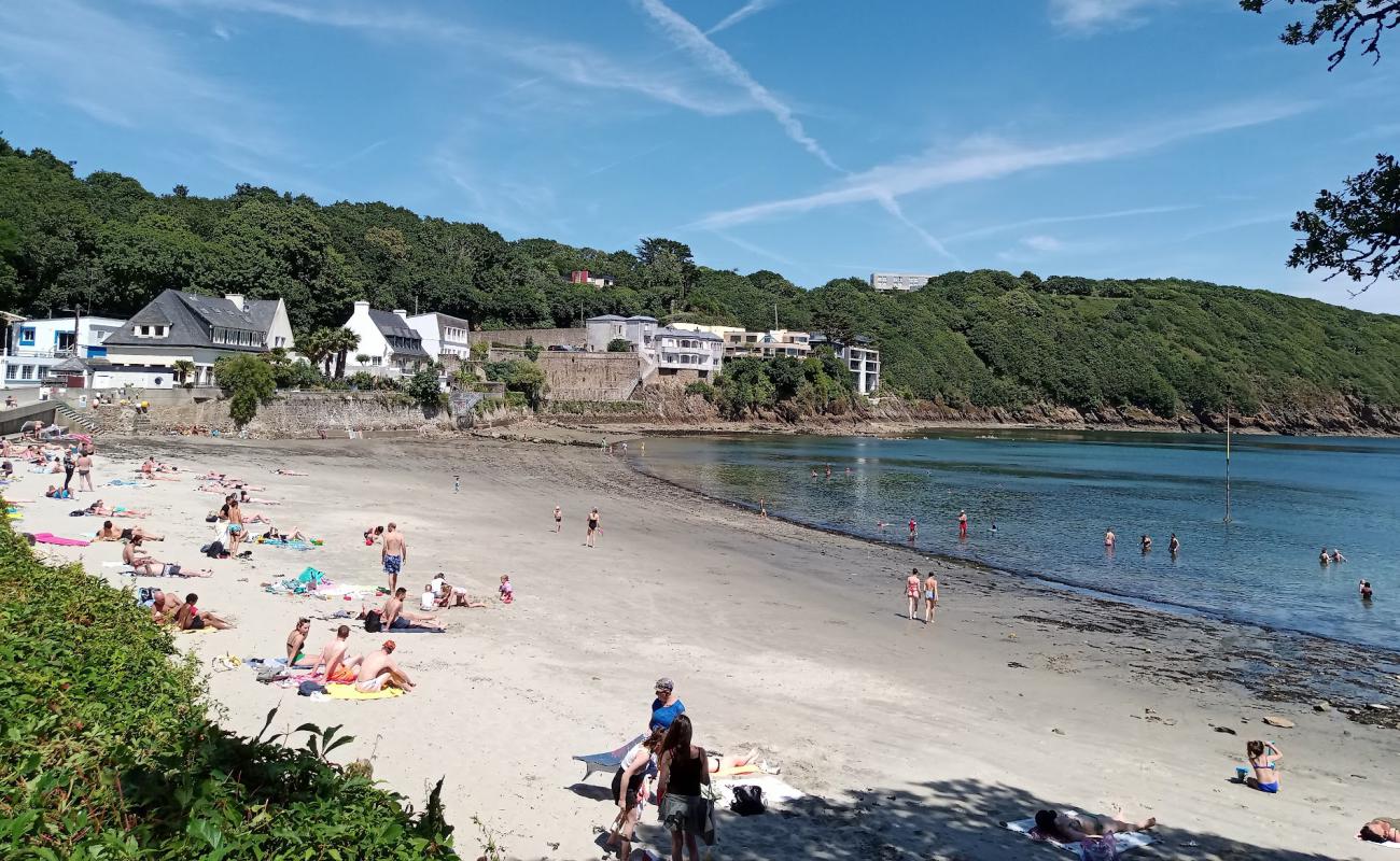 Foto de Plage de Sainte-Anne con arena brillante superficie