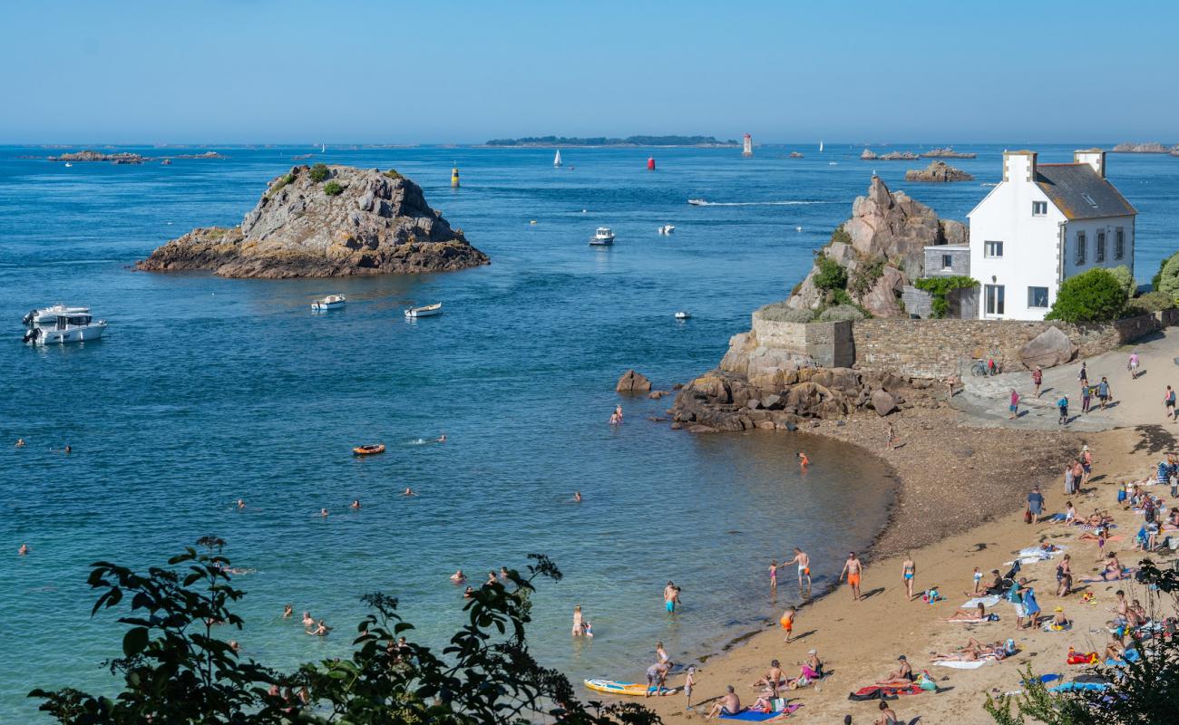 Foto de Plage de Roc'h Hir con arena brillante superficie