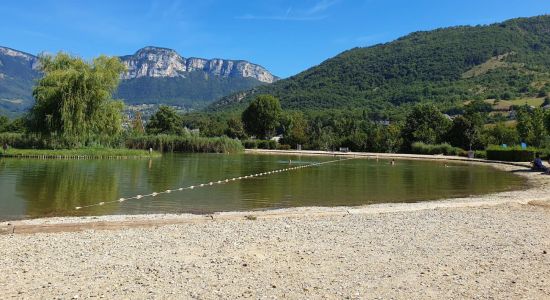 Plan d'Eau de Challes-les-Eaux Beach