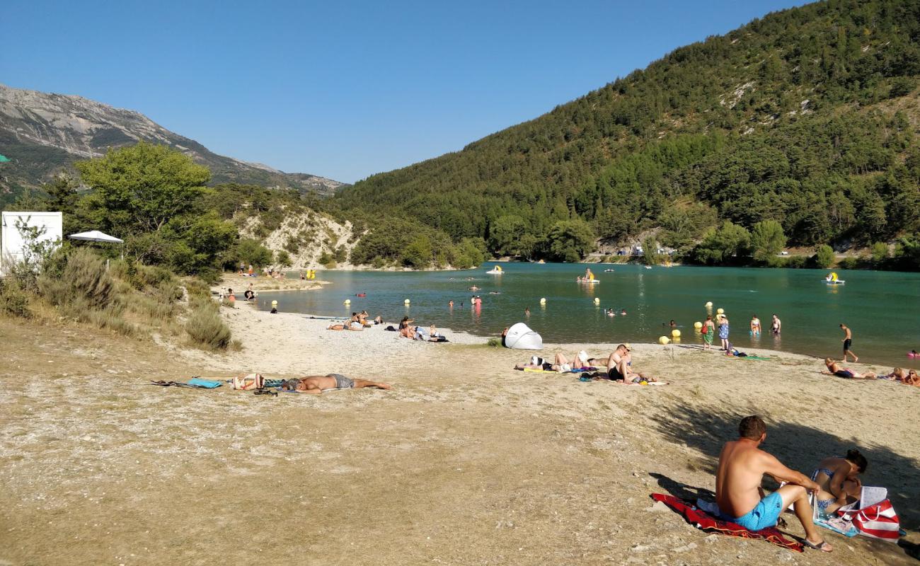 Foto de Plage Sirocco con arena gris y piedras superficie