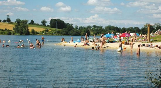 Plage du Lac du Val de Lenne