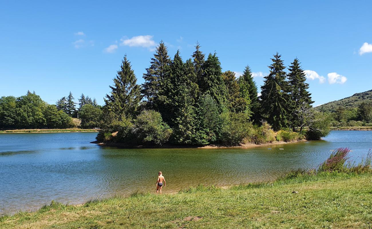 Foto de Plage du Lac de Pradelles-Cabardes con #131 superficie