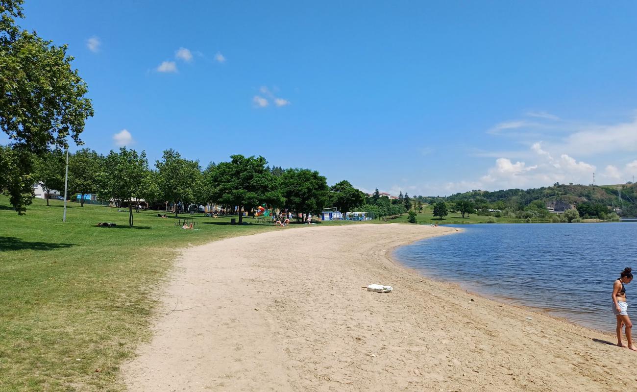 Foto de Plage A Villerest con arena brillante superficie