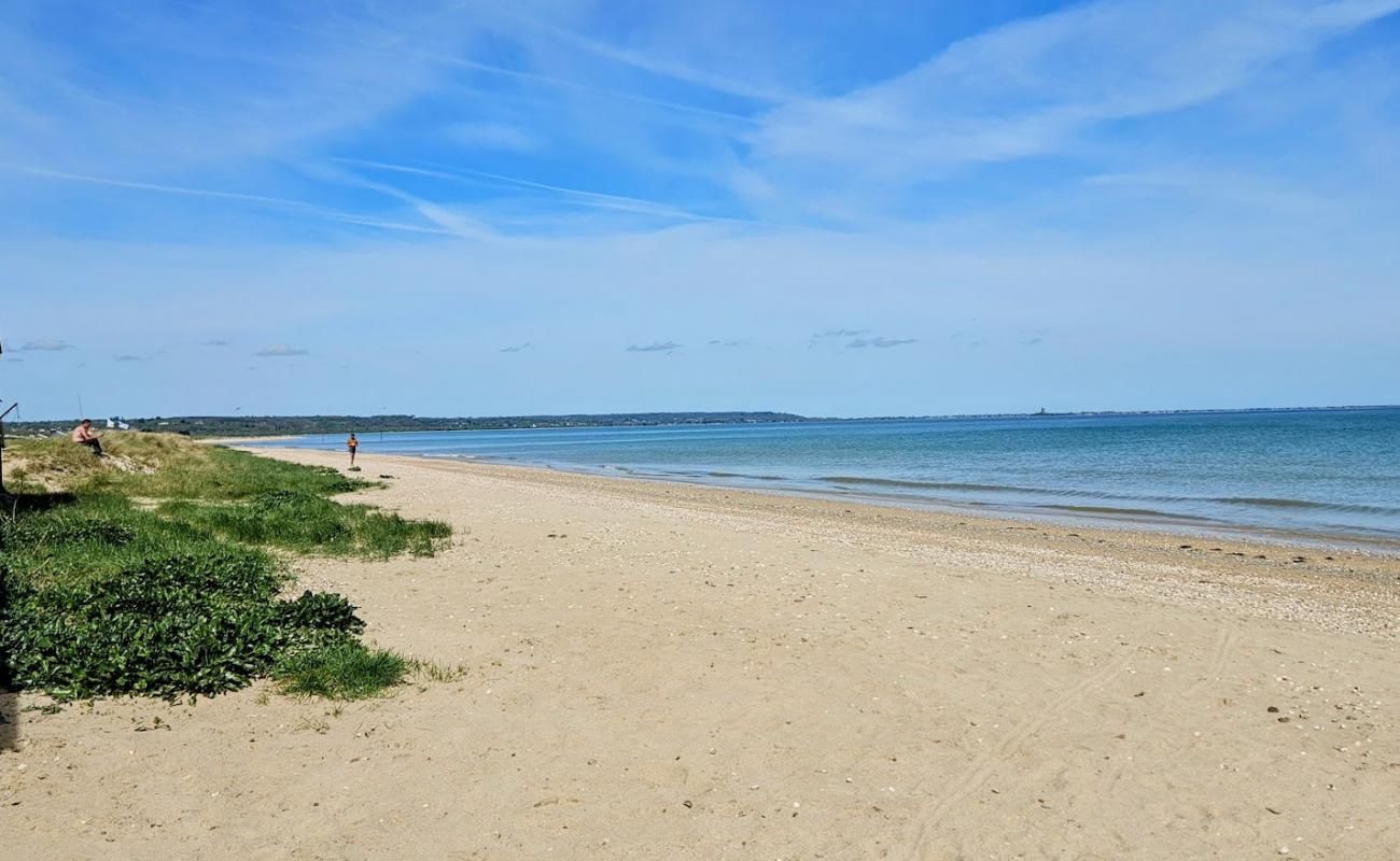 Foto de Plage de Quineville con arena brillante superficie