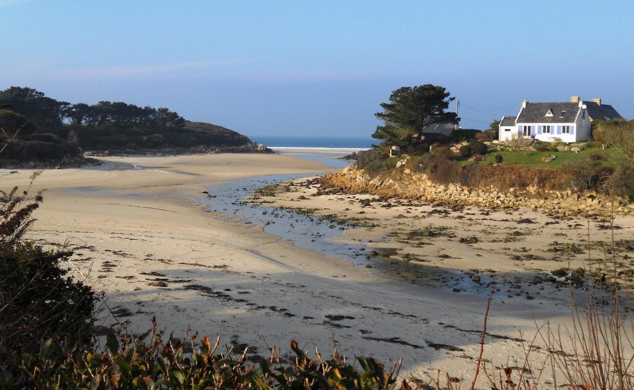 Foto de Plage de Penfoul con arena brillante superficie