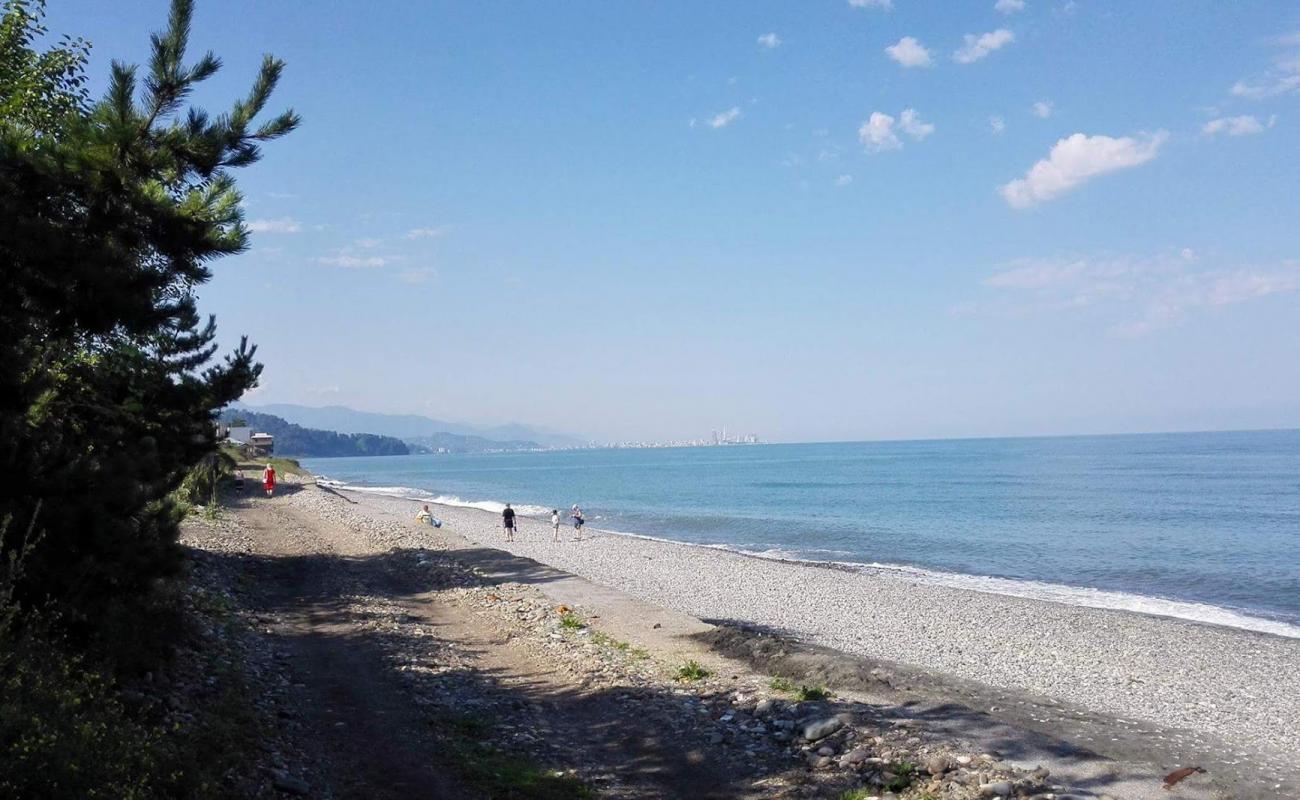 Foto de Chakvi beach con guijarro gris superficie