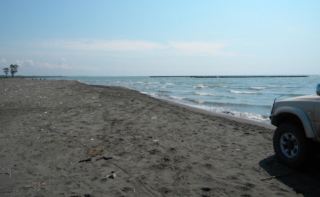 Foto de Poti beach con arena negra superficie