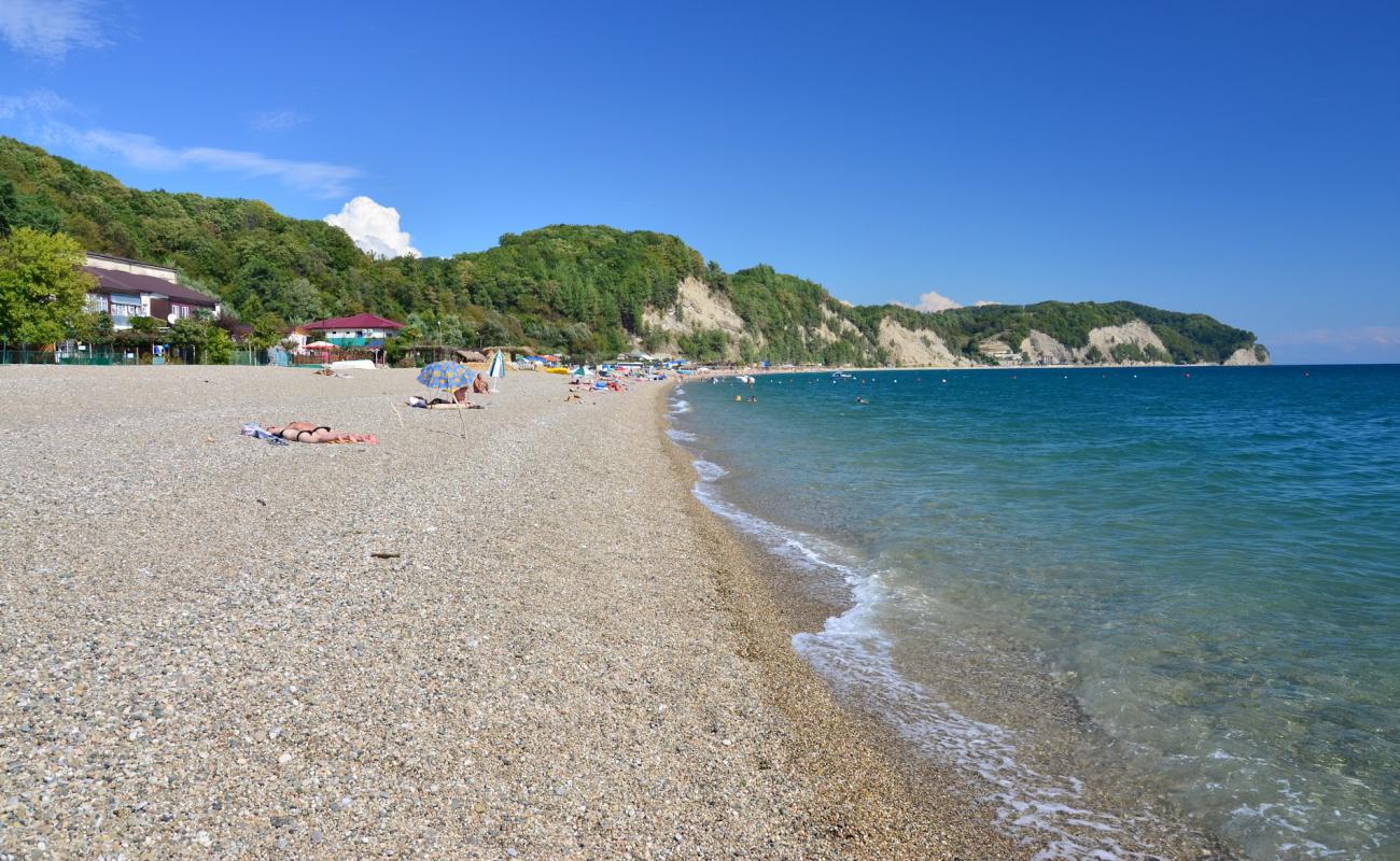 Foto de Lidzava beach con arena fina y guijarros superficie