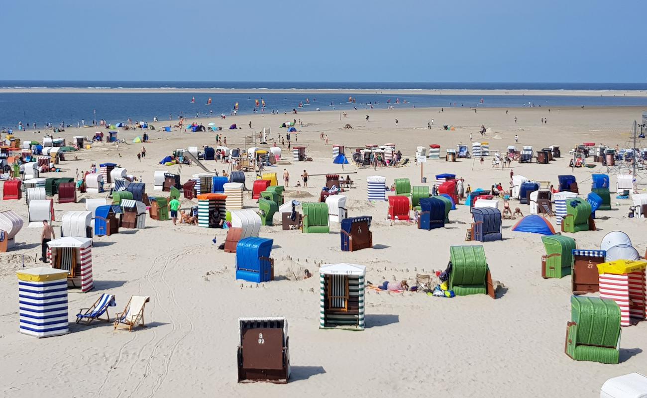 Foto de Borkum Strand con arena brillante superficie