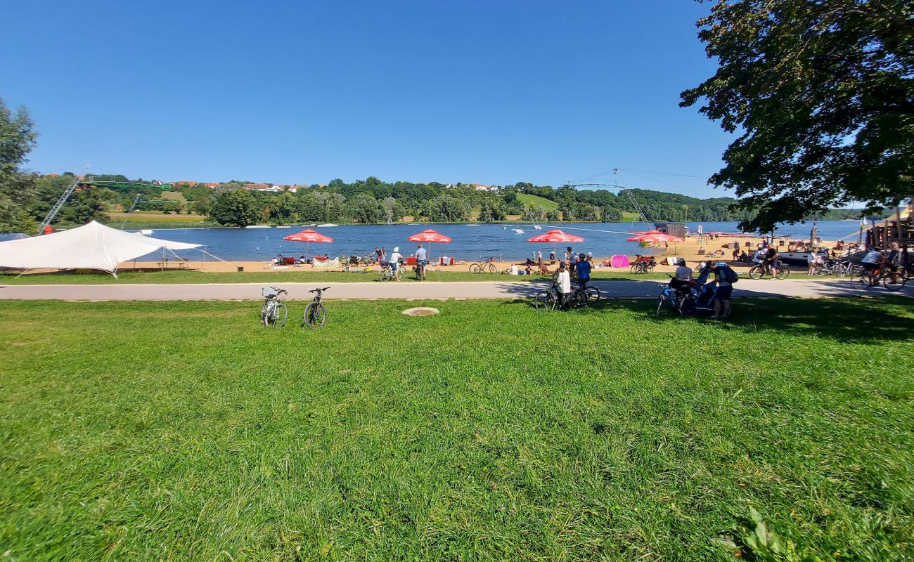 Foto de Spielplatz Wakepark Brombachsee con arena brillante superficie