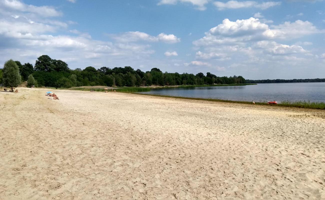 Foto de Lohsa Beach con arena brillante superficie