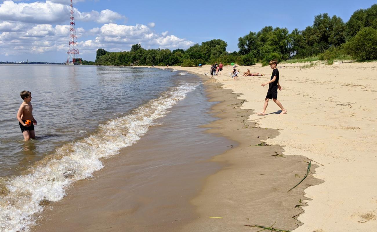 Foto de Hetlinger Schanze Strand con arena brillante superficie