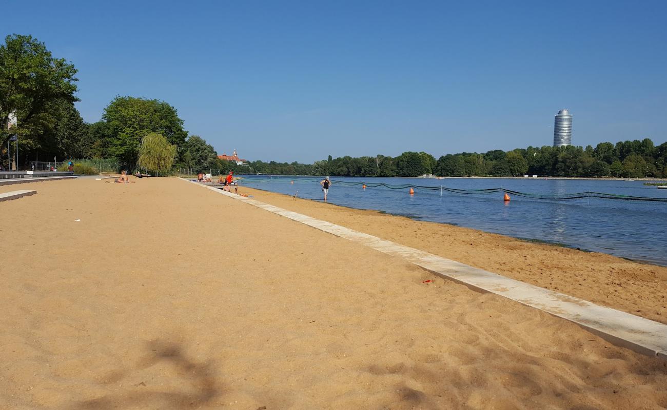 Foto de Sandstrand Wohrder See con arena brillante superficie