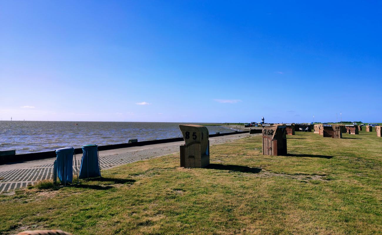 Foto de Playa de Wremen con hormigón superficie