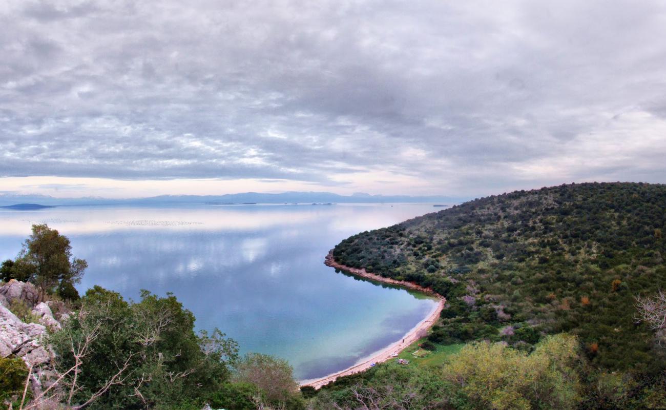 Foto de Pogonitsa beach con arena brillante superficie