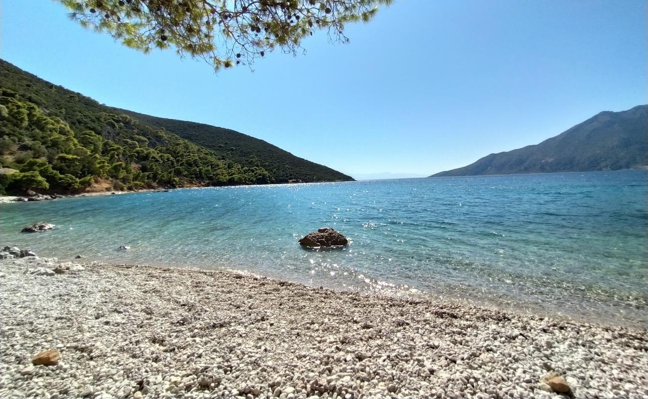 Foto de Agios Vasilios beach II con guijarro ligero superficie