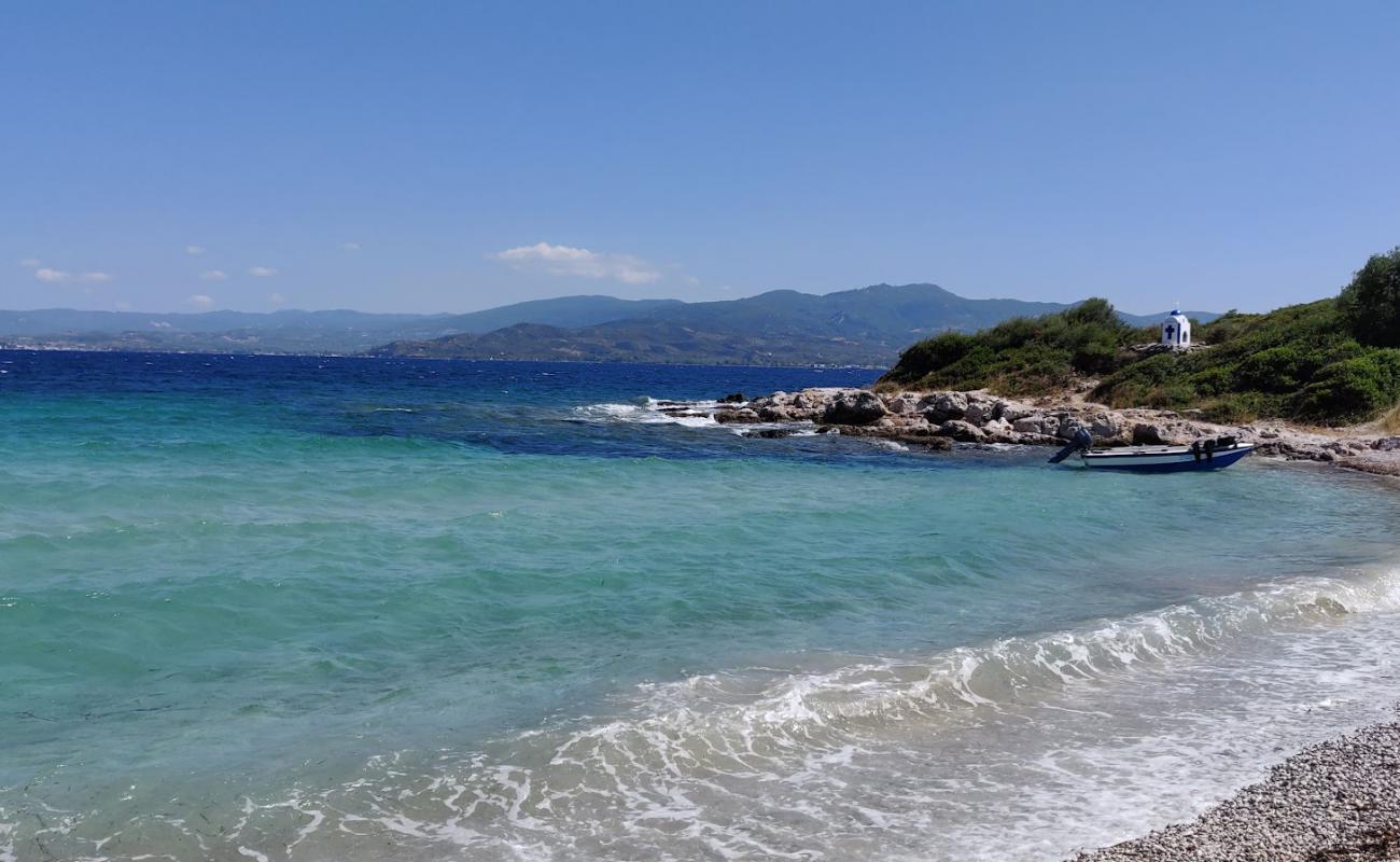 Foto de Phaprikezaina beach con guijarro fino blanco superficie