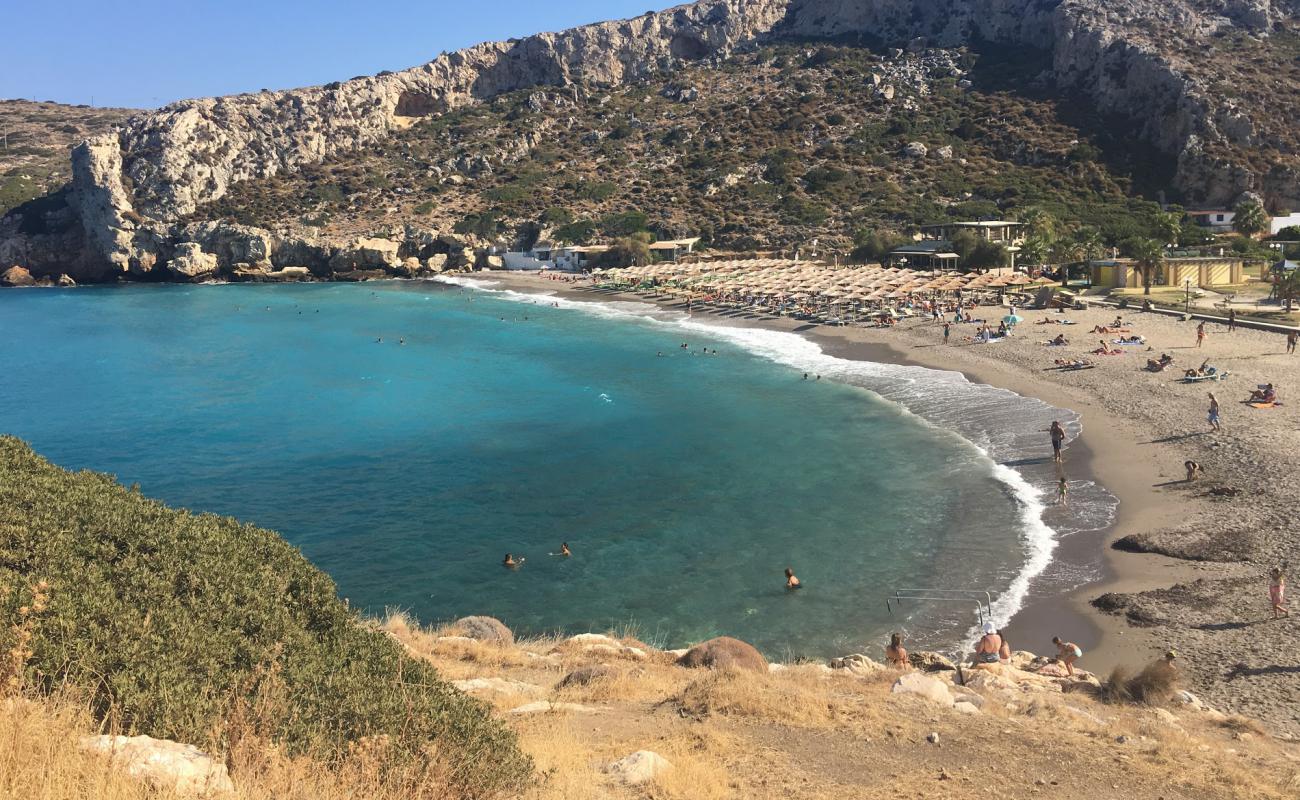 Foto de Paralia Kaki Thalassa con arena fina y guijarros superficie