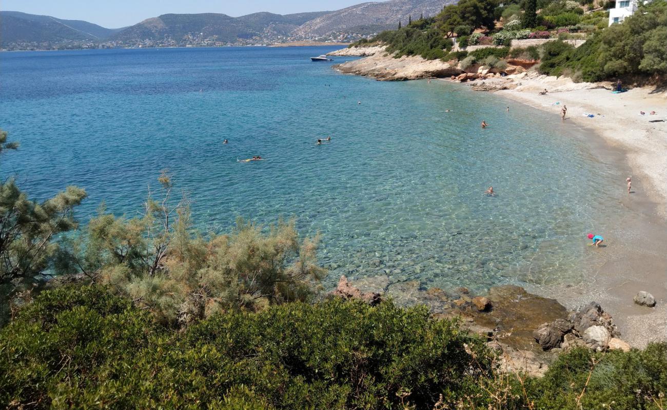 Foto de Playa de Erotospilia con arena fina y guijarros superficie