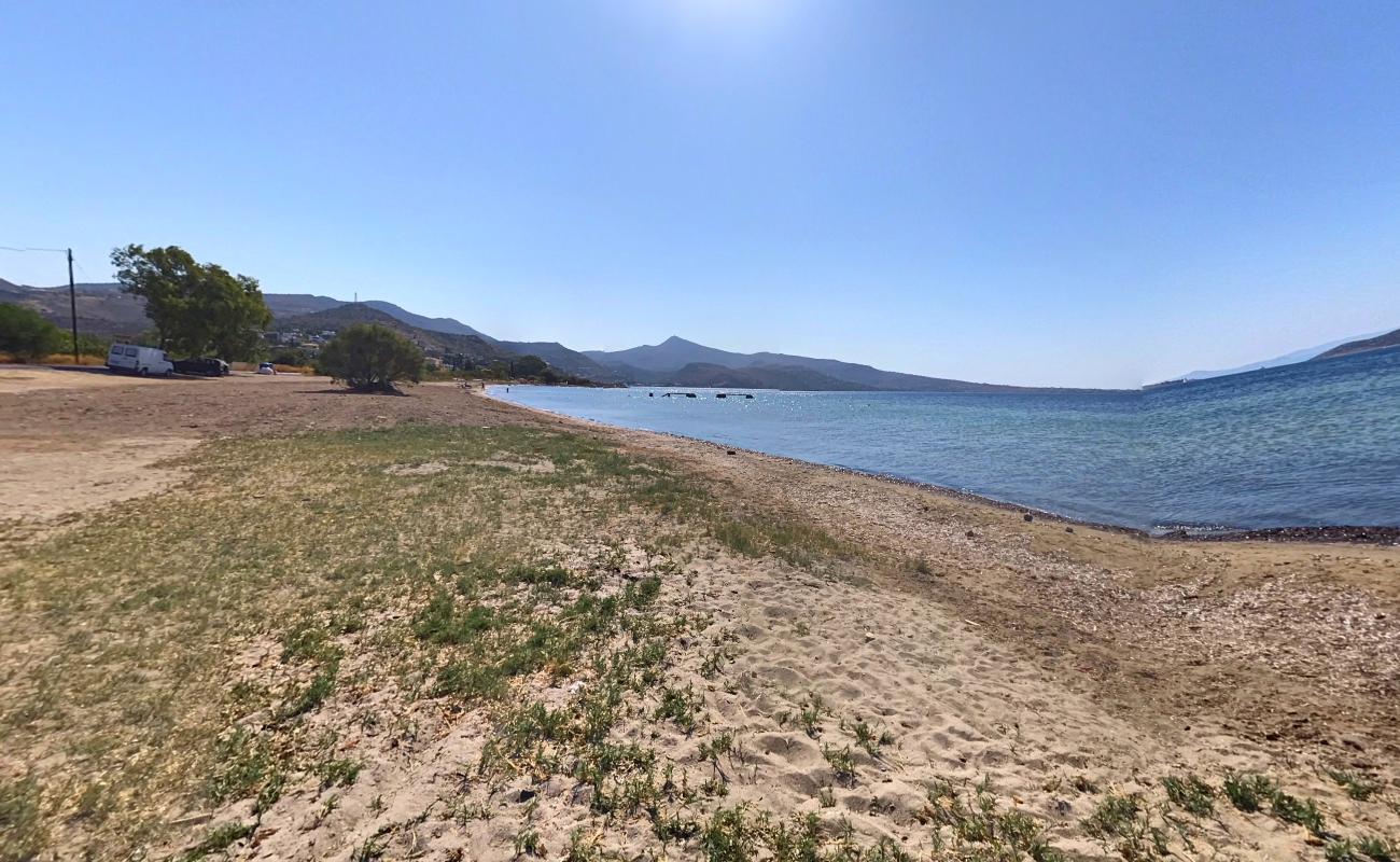 Foto de Paralia Agios Vasilios con playa amplia