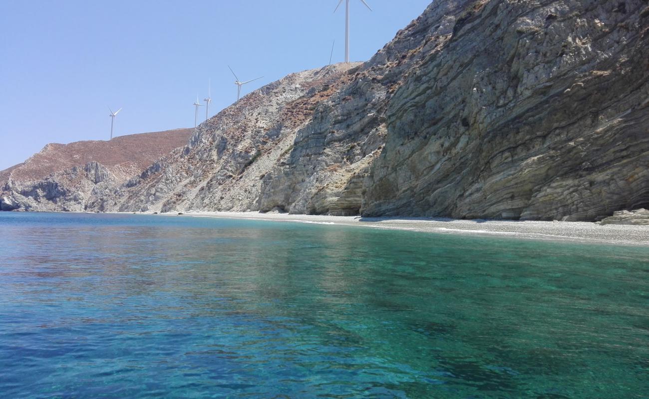 Foto de Paralia Ag. Georgios con guijarro fino oscuro superficie